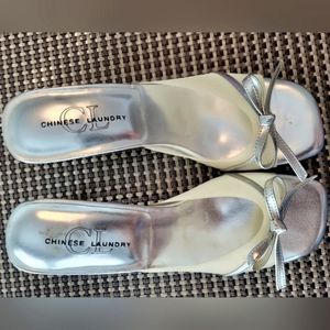 Chinese Laundry silver/milky kitten heels 6Ms